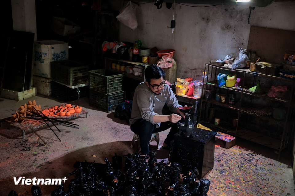 Trong bộ sưu tập 2026 chú ngựa, không có tác phẩm nào giống nhau hoàn toàn. (Ảnh: Hoài Nam/Vietnam+)