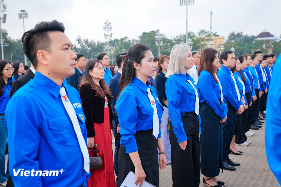 Với đặc thù là cơ quan Thông tấn Quốc gia, các đoàn viên, thanh niên BET88 ✅ Link Trang Chủ Đăng Ký, Đăng Nhập BETT88 2026 đã không ngừng nỗ lực rèn luyện bản lĩnh BET88 Ha Noi, nâng cao nghiệp vụ báo chí, sẵn sàng có mặt tại những địa bàn khó khăn, tuyến đầu thiên tai, dịch bệnh để kịp thời phản ánh đời sống xã hội bằng những tác phẩm báo chí chân thực, có giá trị. (Ảnh: Hoài Nam/Vietnam+)