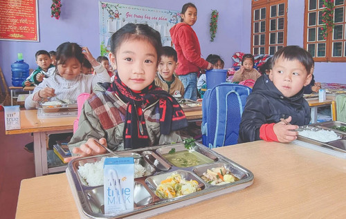 dinh duong hoc duong.JPG