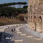 Trời nắng nóng gay gắt tại Rome, Italy. (Ảnh: THX/TTXVN phát)
