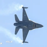 Máy bay chiến đấu F-16. (Ảnh: PAP/TTXVN)