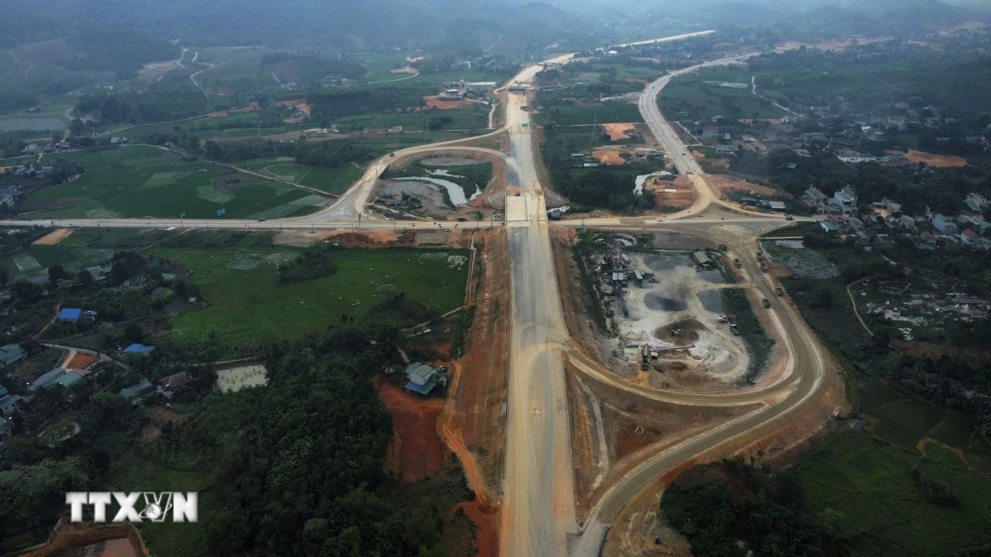 Cao tốc Tuyên Quang-Hà Giang: Khẩn trương thi công vượt khó khăn giá cả biến động