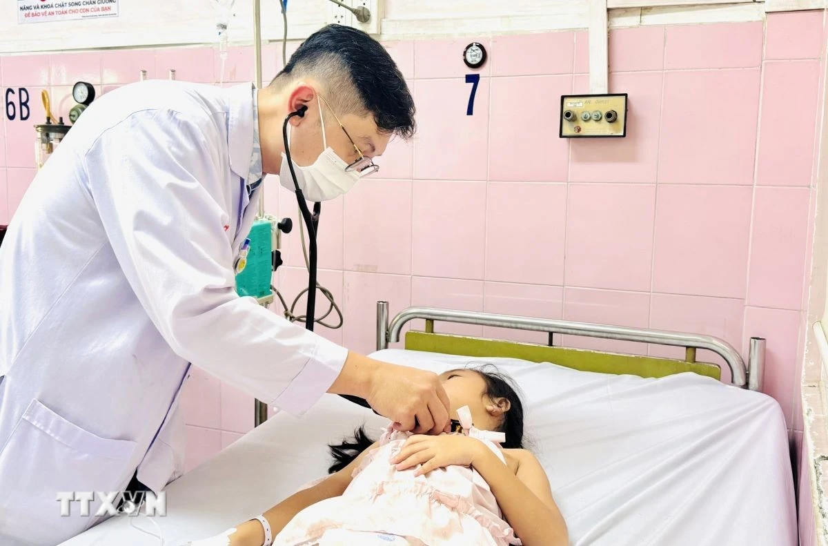 Vụ nghi ngộ độc thực phẩm ở TP.HCM: Phát hiện tác nhân Salmonella
