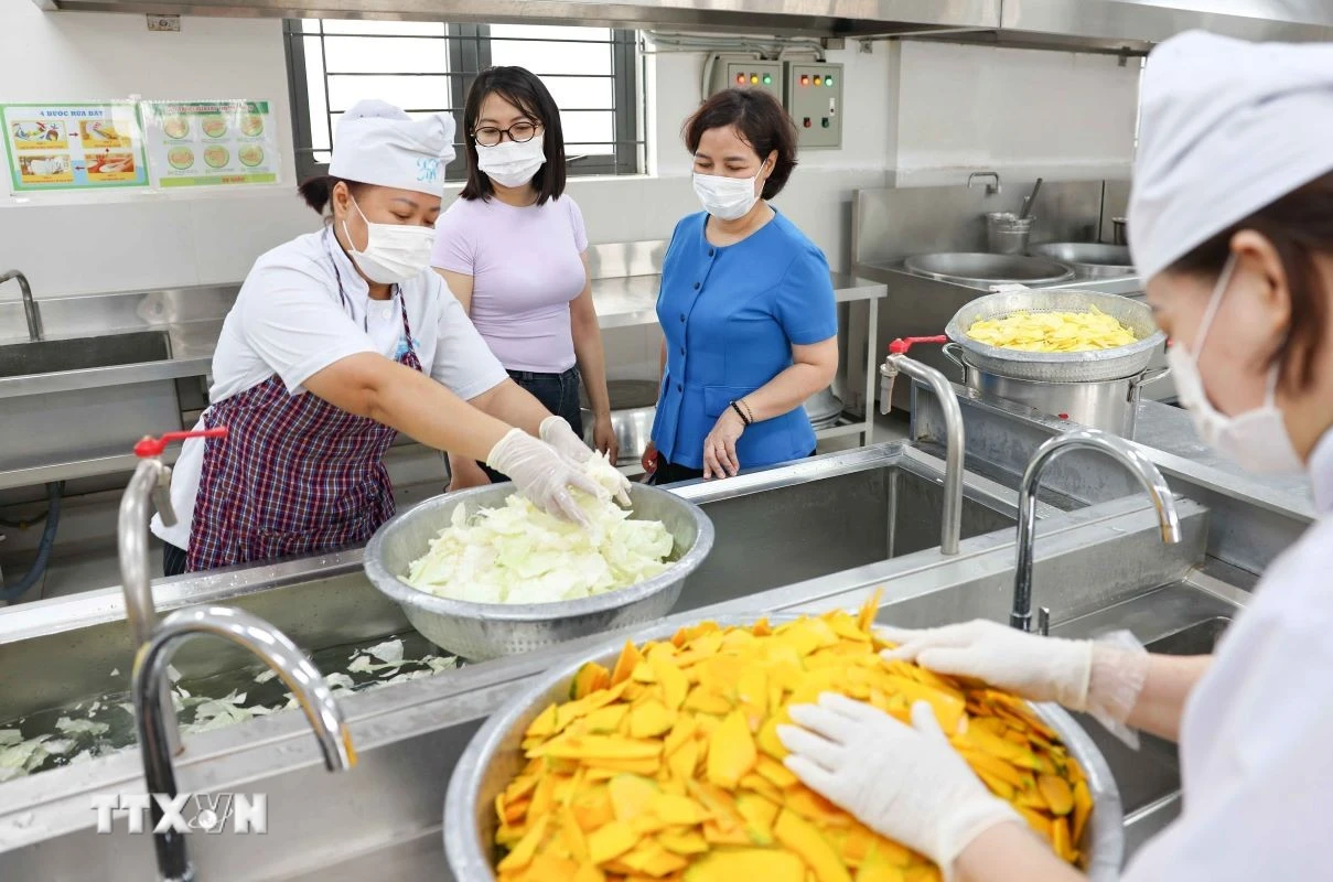 Đồng Nai siết chặt an toàn thực phẩm, ngăn thực phẩm bẩn vào bếp ăn trường học
