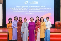 Các đại biểu tham dự Diễn đàn truyền thông liên thế hệ "Phụ nữ và Bình đẳng giới trong kỷ nguyên mới." (Nguồn: Báo
