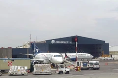 Máy bay của Hãng hàng không Aeromexico. (Ảnh: Phi Hùng/TTXVN)