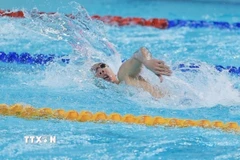 Nguyễn Huy Hoàng tỏa sáng trên đường đua xanh tại SEA Games 33. (Ảnh: Minh Quyết/TTXVN)