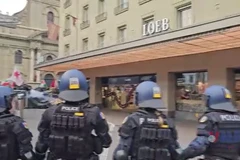 Tuần hành ủng hộ Palestine biến thành đụng độ tại Thụy Sĩ