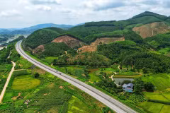 Cao tốc Nội Bài-Lào Cai. (Ảnh: Tuấn Anh/TTXVN)