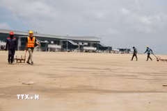 Sân đỗ tàu bay sân bay Long Thành đã cơ bản hoàn thành. (Ảnh: Công Phong/TTXVN)