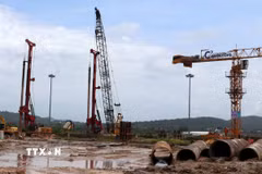 Công trình mở rộng Cảng hàng không quốc tế Phú Quốc. (Ảnh: Lê Huy Hải/TTXVN)