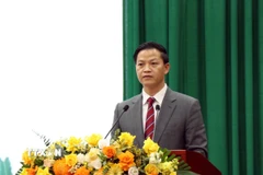 Tân Chủ tịch UBND tỉnh Thái Nguyên Vương Quốc Tuấn phát biểu nhận nhiệm vụ. (Ảnh: Trần Trang/TTXVN)