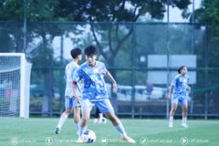 U17 nữ Việt Nam nỗ lực tập luyện trước trận gặp U17 nữ Trung Quốc. (Nguồn: VFF)