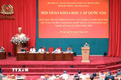 Hội thảo khoa học cấp quốc gia phát huy truyền thống vẻ vang, lực lượng An ninh nhân dân giữ vững vai trò "Thanh bảo kiếm" bảo vệ An ninh quốc gia trong kỷ nguyên phát triển mới. (Ảnh: Phạm Kiên/TTXVN)