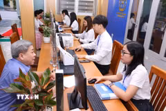 Cán bộ phường tiếp công dân. (Ảnh minh họa: Văn Điệp/TTXVN)