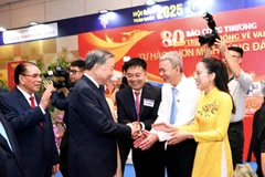 Tổng Bí thư Tô Lâm chúc mừng và động viên những người làm báo ngành Công Thương tại Hội báo toàn quốc năm 2025.