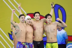 Nguyễn Viết Tường, Nguyễn Huy Hoàng, Trần Văn Nguyễn Quốc, Trần Hưng Nguyên giành HCV nội dung 4x200 tự do nam. (Nguồn: Báo Thanh Niên)