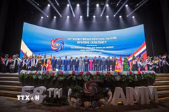 Các Bộ trưởng Ngoại giao ASEAN chụp ảnh chung tại Lễ khai mạc Hội nghị Bộ trưởng Ngoại giao ASEAN lần thứ 58 (AMM-58). (Ảnh: TTXVN phát)