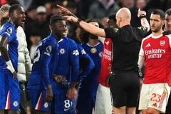 Đại chiến Chelsea-Arsenal căng thẳng, khép lại với kết quả hòa 1-1. (Nguồn: Sky Sports)