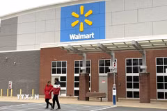 Một trung tâm mua sắm của Walmart ở bang Virginia (Mỹ). (Ảnh: Ngọc Quang/TTXVN)