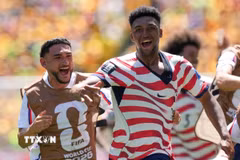 Tuyển Mỹ liệu có tiếp bước Canada và Mexico để ghi tên vào vòng 1/8 World Cup 2026? (Ảnh: THX/TTXVN)