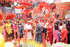 Lễ hội rước Mẫu ở Tuyên Quang thu hút hàng vạn du khách