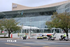 Cảnh sát tham gia huấn luyện nhằm đảm bảo an ninh cho Hội nghị cấp cao APEC 2025 ở Gyeongju, Hàn Quốc ngày 20/10/2025. (Ảnh: Yonhap/TTXVN)