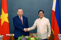 Tổng Bí thư, Chủ tịch nước Tô Lâm và Tổng thống Philippines Ferdinand Romualdez Marcos Jr. chụp ảnh chung trước hội đàm. (Ảnh: Thống Nhất/TTXVN)