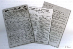 Bản Tuyên ngôn Độc lập được Việt Nam Thông tấn xã phát đi toàn thế giới bằng ba thứ tiếng Việt, Anh, Pháp trong ngày 15/9/1945. (Ảnh: Tư liệu TTXVN)