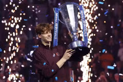 Jannik Sinner lần thứ hai giành chức vô địch ATP Finals.