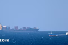 Nằm giữa Oman và Iran, eo biển Hormuz được công nhận là một trong những điểm nghẽn dầu mỏ quan trọng nhất thế giới. (Nguồn: AFP/TTXVN)