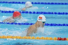 Phạm Thanh Bảo giành HCV nội dung 100m ếch nam. (Ảnh: Minh Quyết/TTXVN)