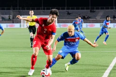 Việt Nam và cả Philippines đều vẫn sẽ phải cạnh tranh quyết liệt ở lượt cuối bảng B AFF Cup 2024. (Nguồn: VFF)