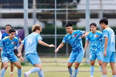 U22 Việt Nam tập luyện chuẩn bị cho trận gặp U22 Malaysia. (Nguồn: VFF)