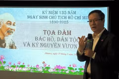 Đại sứ Phạm Vinh Quang phát biểu tại buổi tọa đàm. (Ảnh: Hà Linh/Vietnam+)