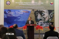 Đại sứ Đặc mệnh toàn quyền Philippines tại Việt Nam Meynardo Los Banos Montealegre phát biểu khai mạc. (Ảnh: Phương Thanh/TTXVN)
