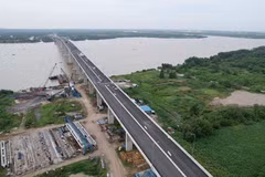 Cầu Nhơn Trạch, thuộc đường Vành đai 3 Thành phố Hồ Chí Minh đoạn qua Đồng Nai. (Ảnh: Công Phong/TTXVN)