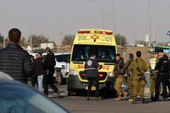 Căng thẳng ở Trung Đông: Đâm xe và tấn công bằng dao ở Bờ Tây