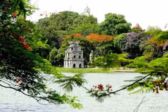 Hồ Hoàn Kiếm. (Ảnh: Ðình Na/TTXVN)