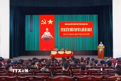 Quang cảnh buổi tiếp xúc cử tri. (Ảnh: TTXVN phát)