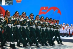 Khối Sĩ quan Hậu cần, Kỹ thuật diễu hành. (Ảnh: TTXVN)