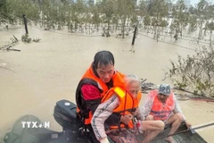 Dốc toàn lực để cứu dân và khắc phục hậu quả mưa, lũ đặc biệt lớn ở Trung Bộ