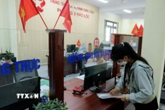 Phường 3 Bảo Lộc (Lâm Đồng) còn thiếu nhân sự trên các lĩnh vực chuyên môn như công nghệ thông tin, văn thư lưu trữ, giáo dục, y tế. (Ảnh: Nguyễn Dũng/TTXVN)
