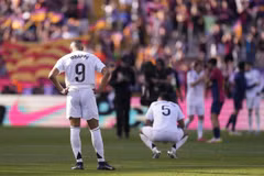 Real Madrid nhận trận thua thứ tư trước Barcelona ở mùa này. (Nguồn: AA)
