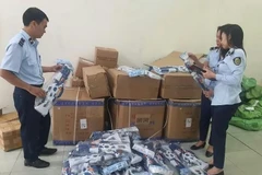 Phát hiện nhiều sản phẩm vi phạm tại cơ sở kinh doanh.