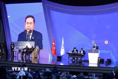 Chủ tịch Quốc hội Trần Thanh Mẫn phát biểu tại Phiên thảo luận chung về chủ đề “Nuôi dưỡng hy vọng, bảo đảm hòa bình và bảo vệ công lý cho các thế hệ tương lai.” (Ảnh: Doãn Tấn/TTXVN)