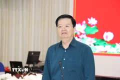 Phó Thủ tướng Mai Văn Chính phát biểu tại buổi làm việc. (Ảnh: Thanh Bình/TTXVN)