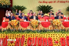 Đoàn Chủ tịch điều hành Đại hội. (Ảnh: Quốc Đạt/TTXVN)