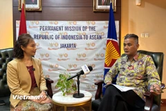 Đại sứ Phái đoàn Indonesia tạiASEAN, Derry Aman đã trả lời phỏng vấn. (Ảnh: Minh Thái/Vietnam+)