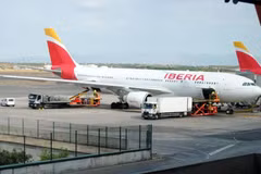 Iberia đã chính thức khôi phục đường bay thẳng giữa Madrid và Caracas từ ngày 10/4.